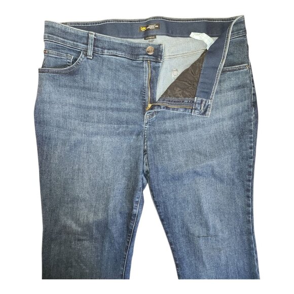 Lee Jeans Womens Plus Size 20W Blue Denim Regular Fit Straight Leg Flex Motion - Picture 2 of 6